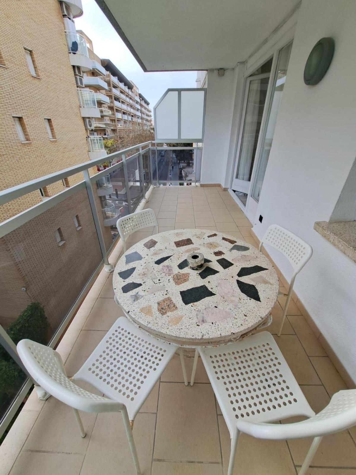 Bahia Dorada Lägenhet Salou Exteriör bild